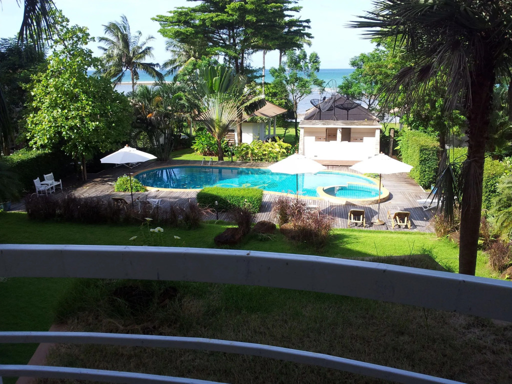Makathanee Resort