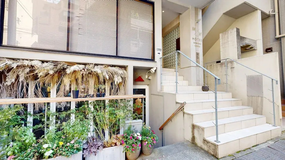 M/W Hotel
