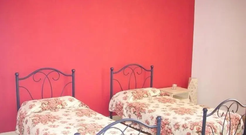1402 Rooms
