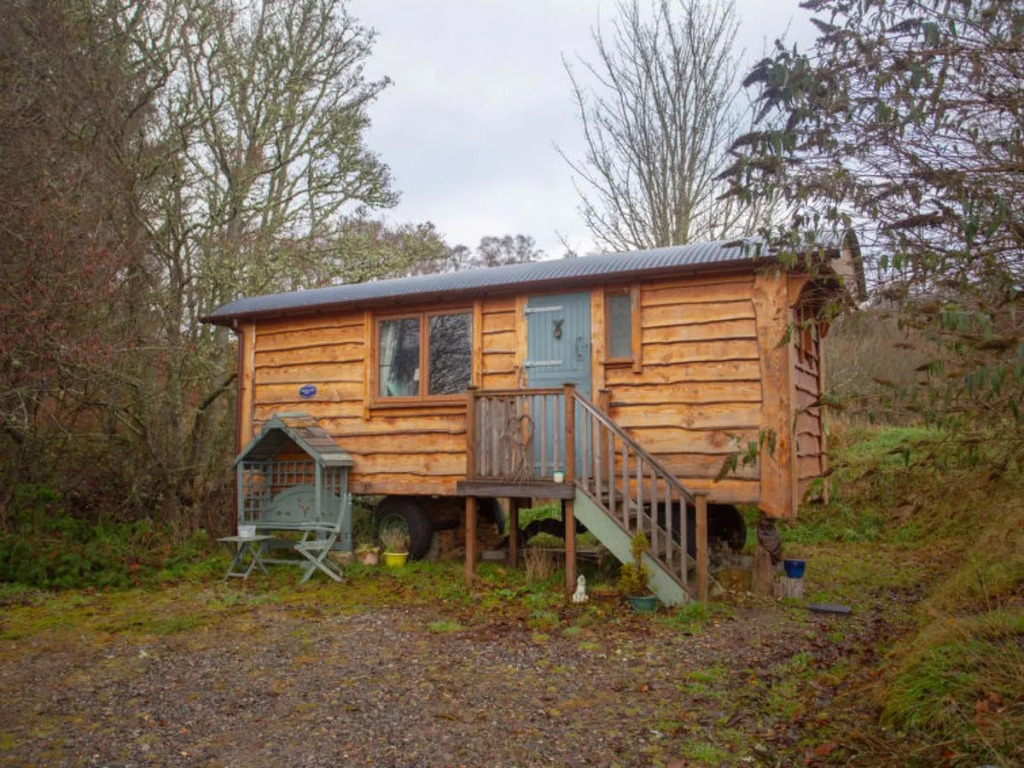 Holiday Home Shepherds Hut by Interhome