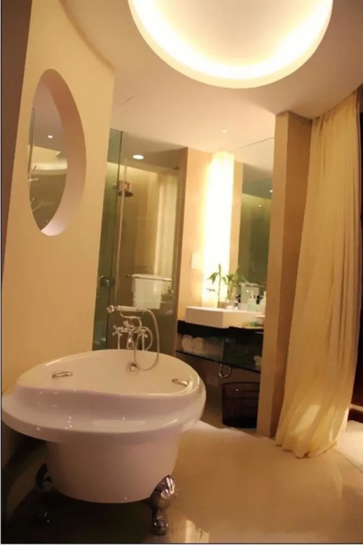Kaiyuan Yiju Hotel (Hangzhou Dongcheng Jiubao passenger transport center store)