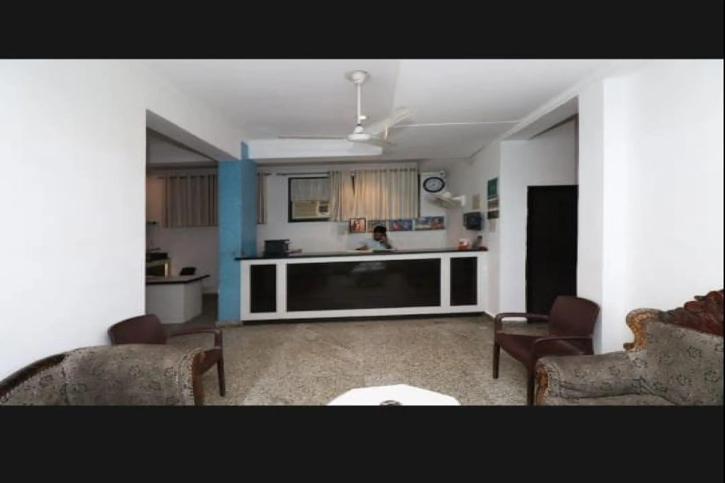 OYO 82544 Hotel Rajni Guest House