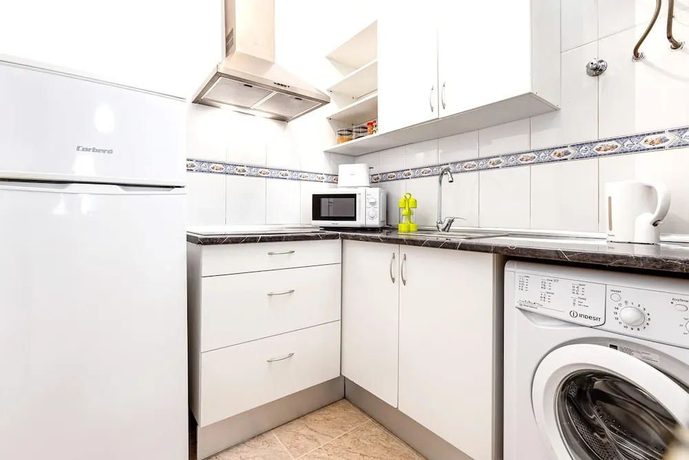 Apartment with 2 Bedrooms in Torrevieja, with Pool Access, Terrace And Wifi - 1 Km From the Beach