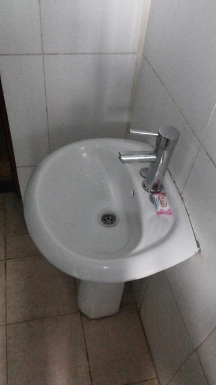Leosim Hotel Nebbi
