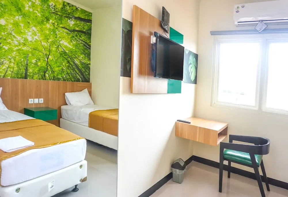 Greenhaus Inn Dinoyo
