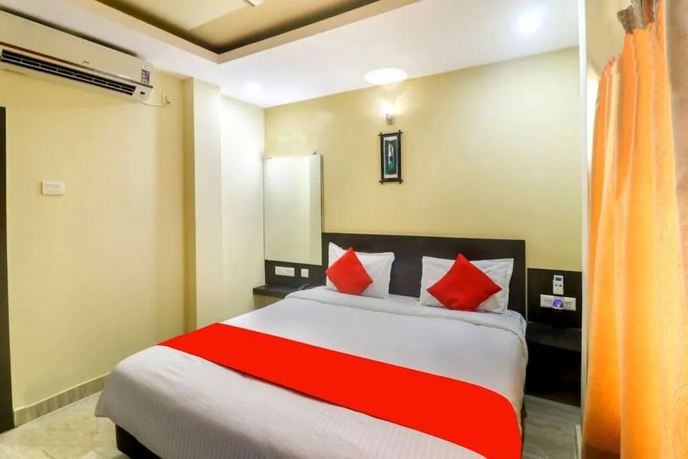 Goroomgo Unique Beach Inn Puri