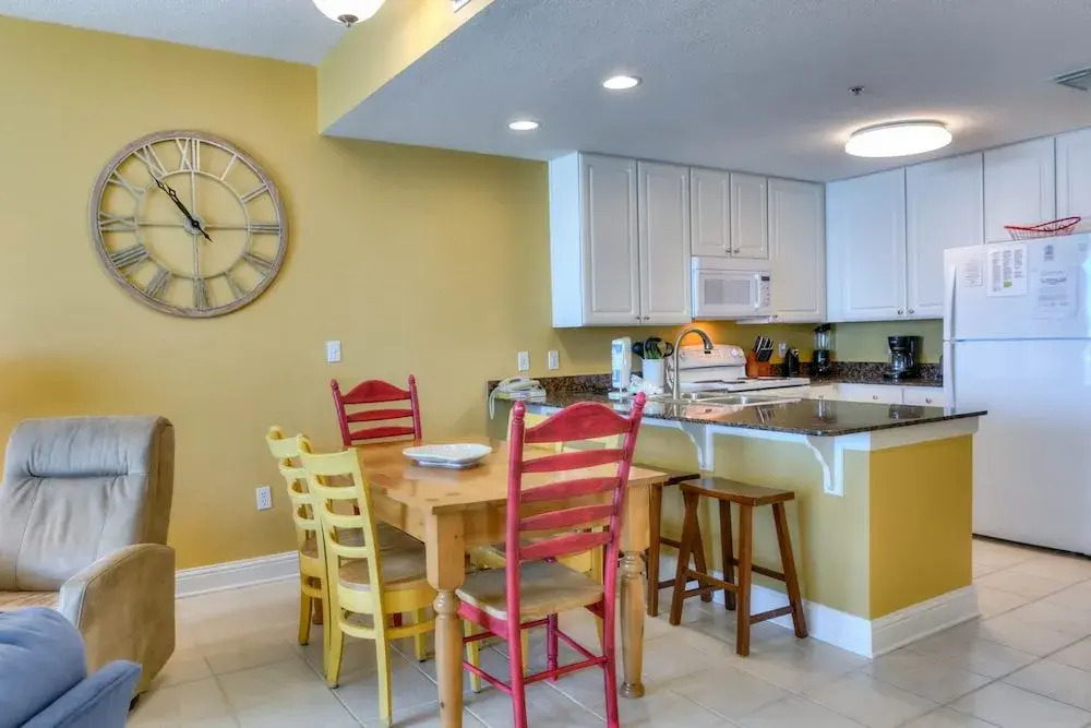 Lighthouse Unit 605 2 Bedrooms 2 Bathrooms Condo
