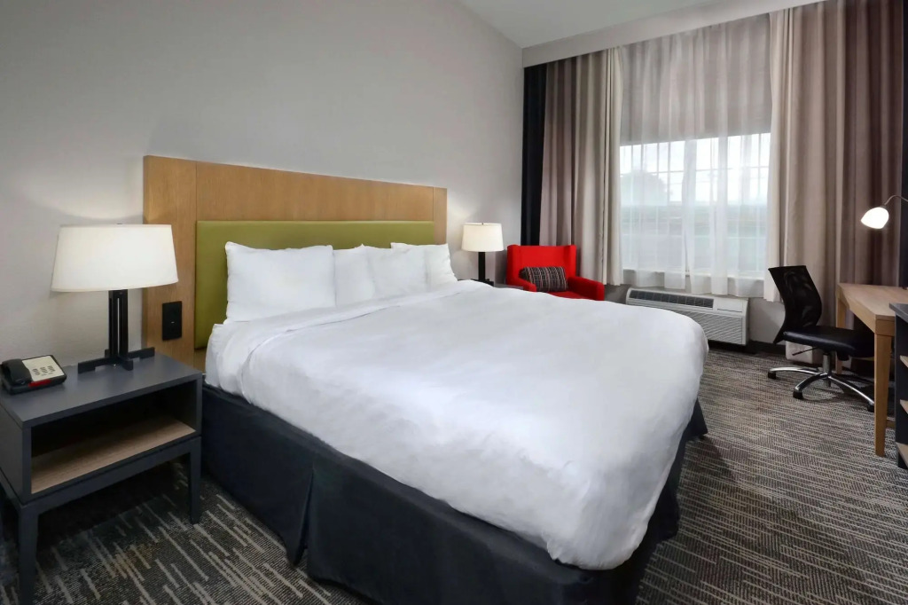Country Inn & Suites by Radisson, Asheville West near Biltmore