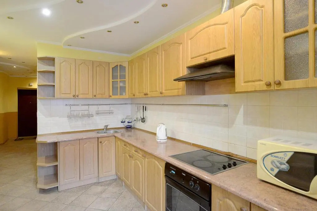 Apartment on Urlivska Street 10a