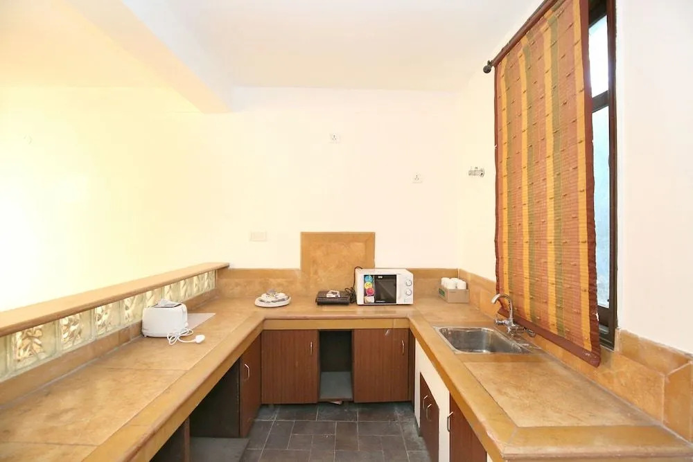OYO 10985 Home Spacious 1BHK Barog