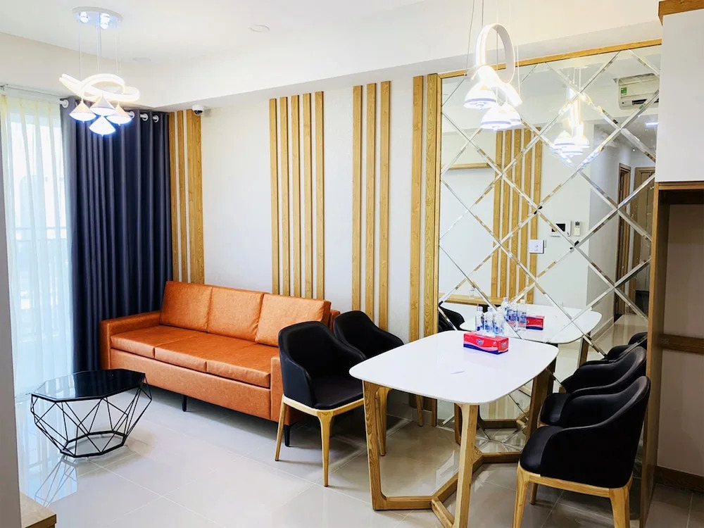 Gold Bee Apartment - the Tresor Building