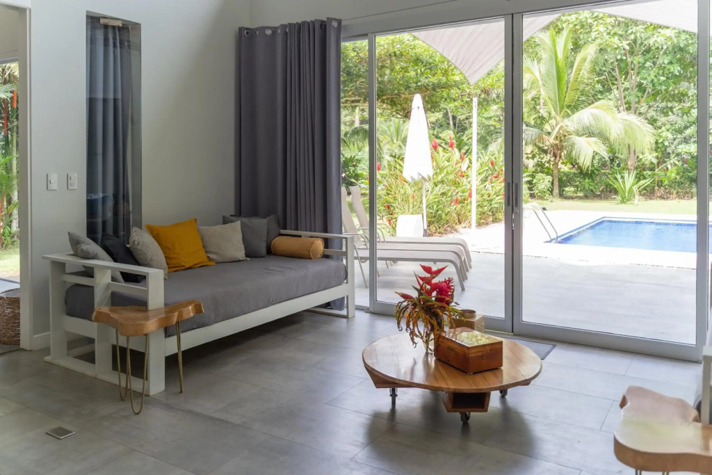 Lilan Nature, Modern House N°2, private swimming pool