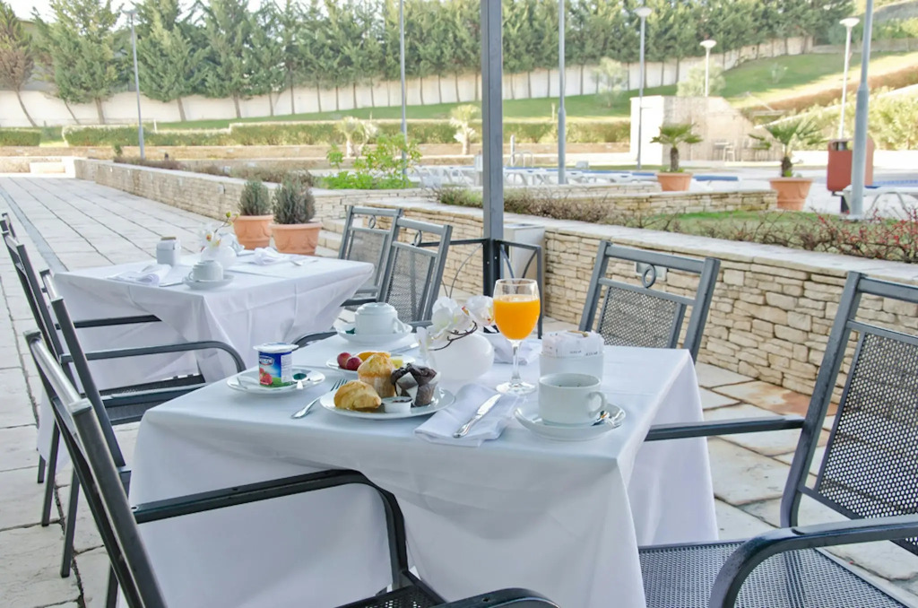 VIP Executive Santa Iria Hotel