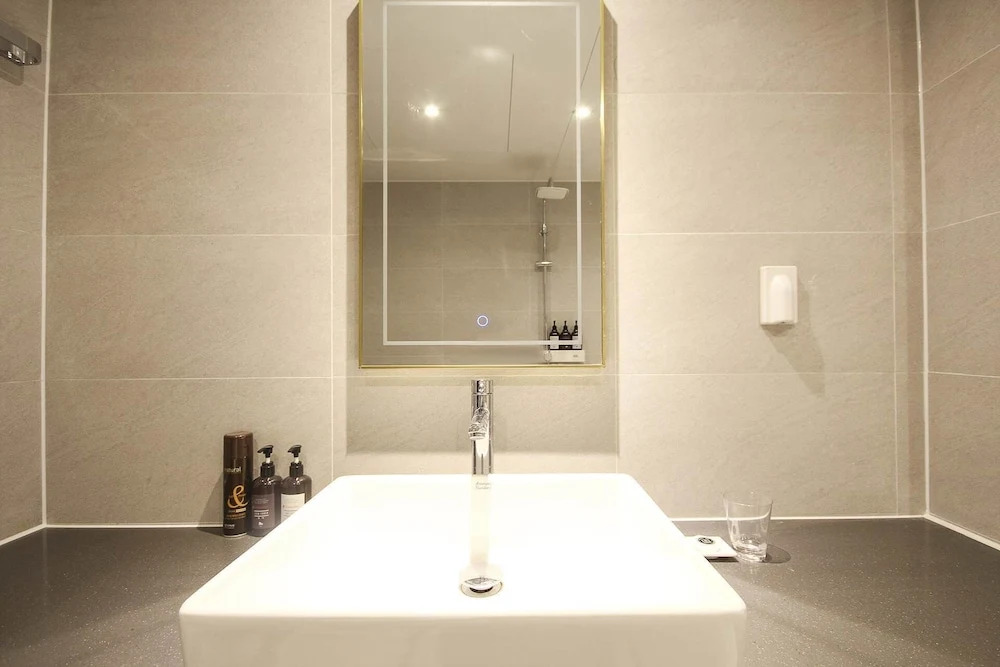 Busan Sasang The Van Hotel