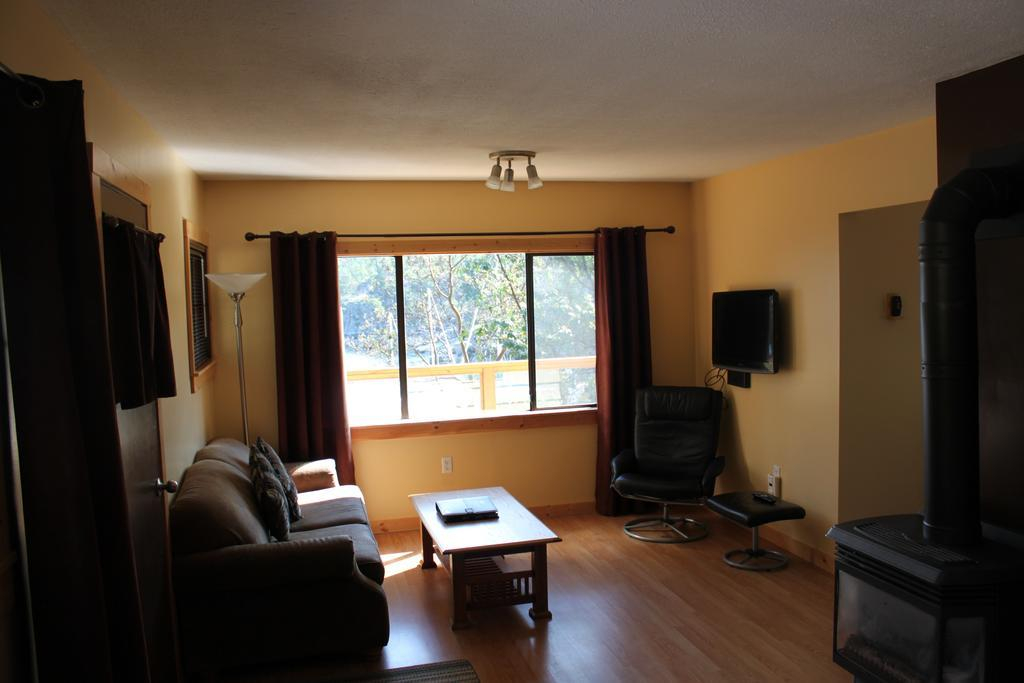 Pender Harbour Resort & Marina