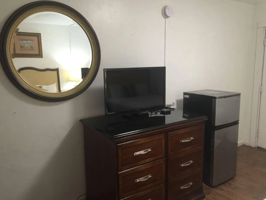 Family Inn