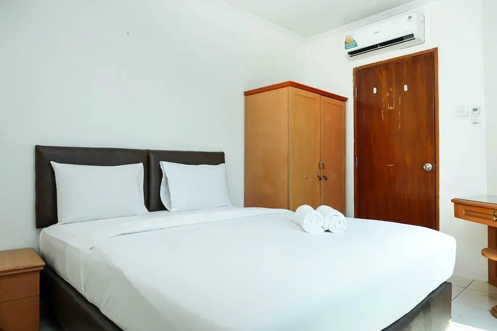 Simply 1BR Pangeran Jayakarta Apartment