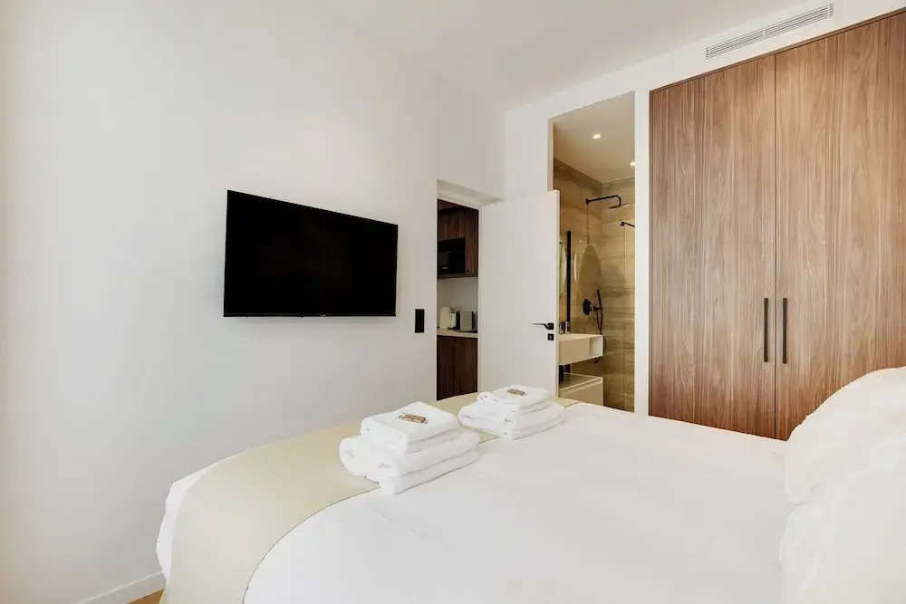 Newly Refurbished Flat in Heart of 18th District