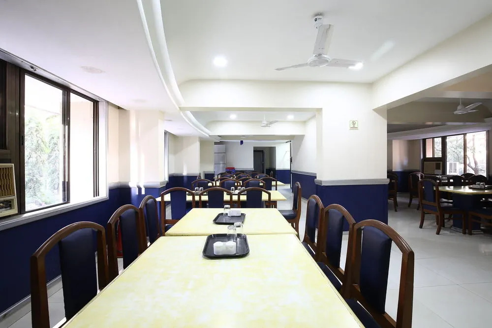 Townhouse Mumbai International Airport