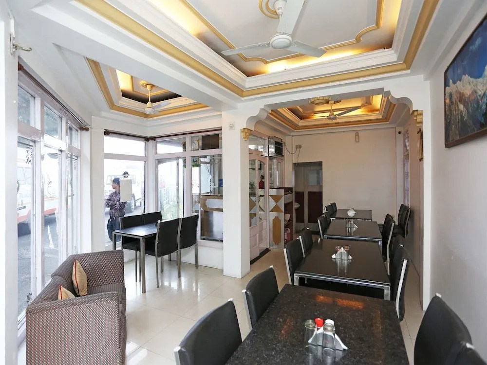Hotel Ratan