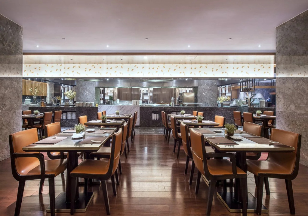 Four Points by Sheraton Shanghai, Kangqiao