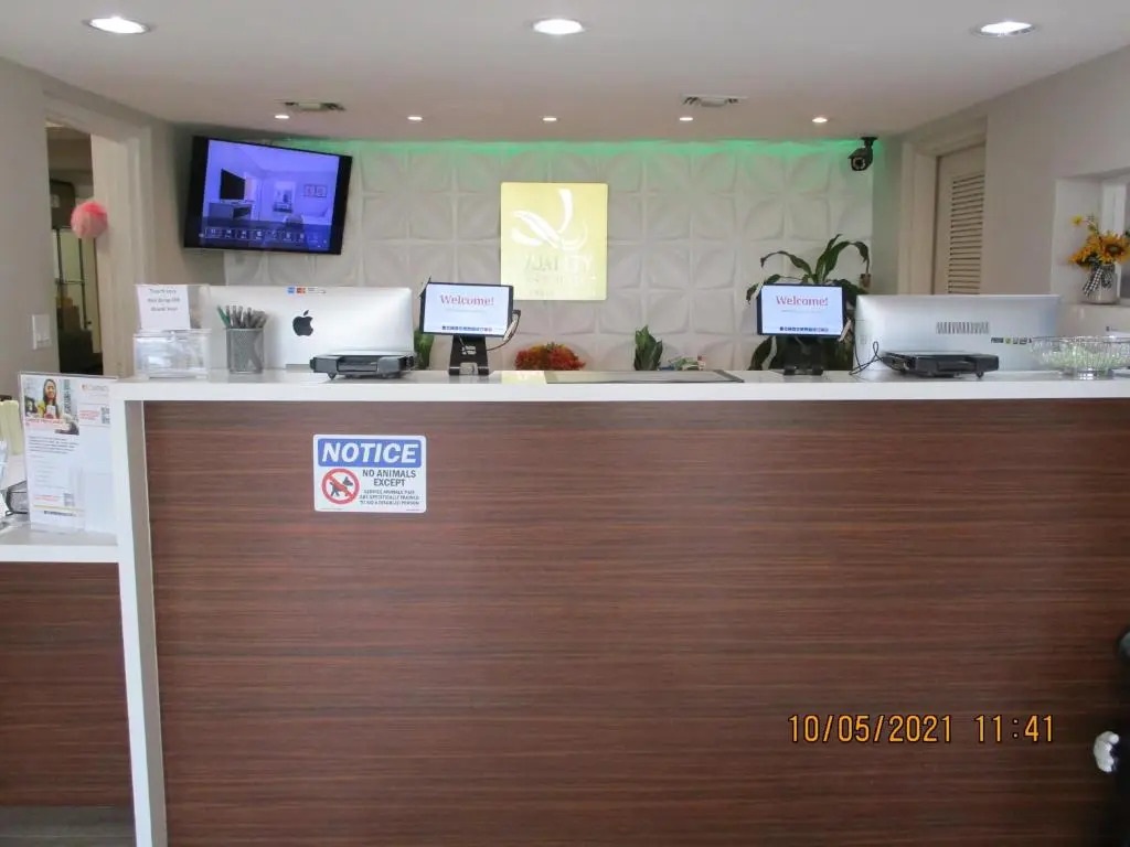 Quality Inn & Suites Kissimmee near Main Gate