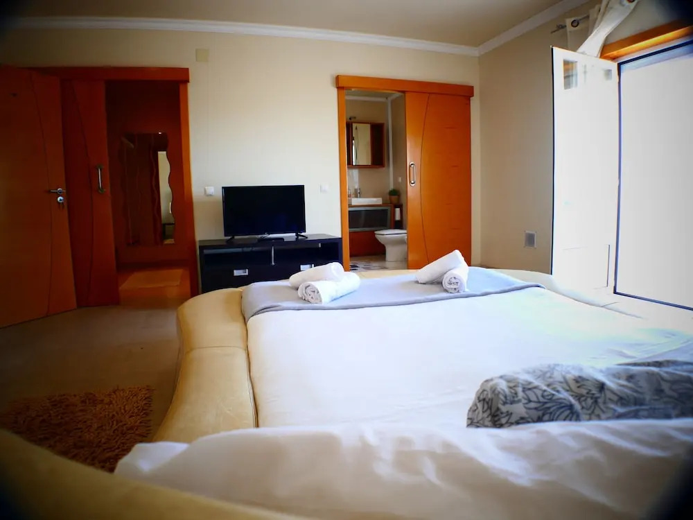 Surf Royal Guest House