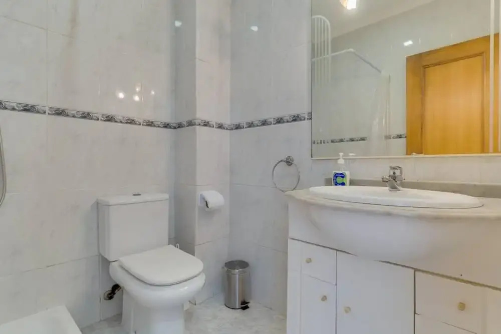 Esfera I in Cani o With 3 Bedrooms and 2 5 Bathrooms
