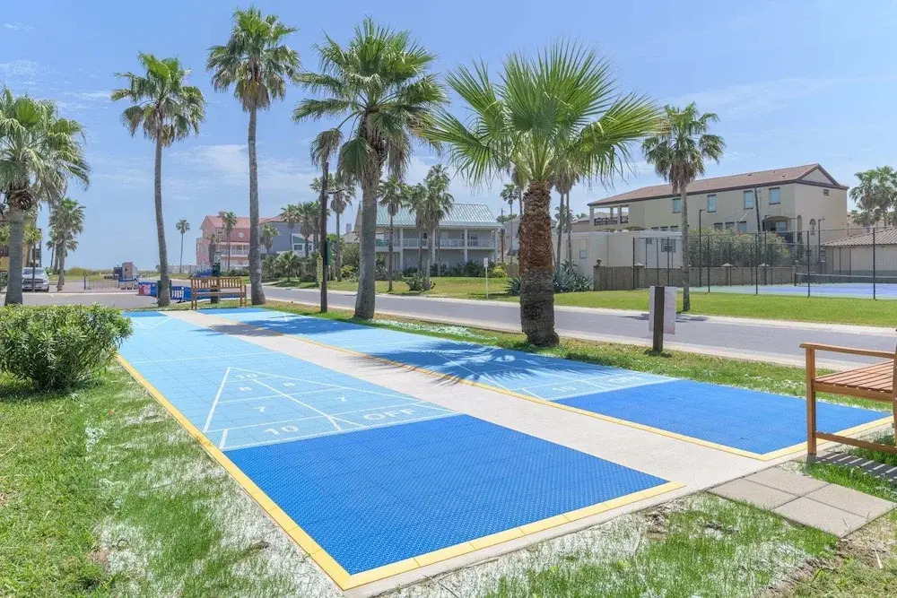 Tiki 141 - 1br Condo Sleeps 6 Close To The Beach 1 Bedroom Condo