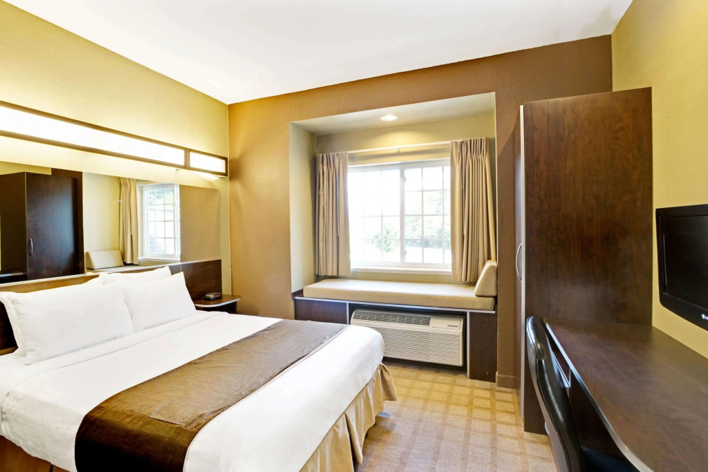 Microtel Inn & Suites by Wyndham Bryson City