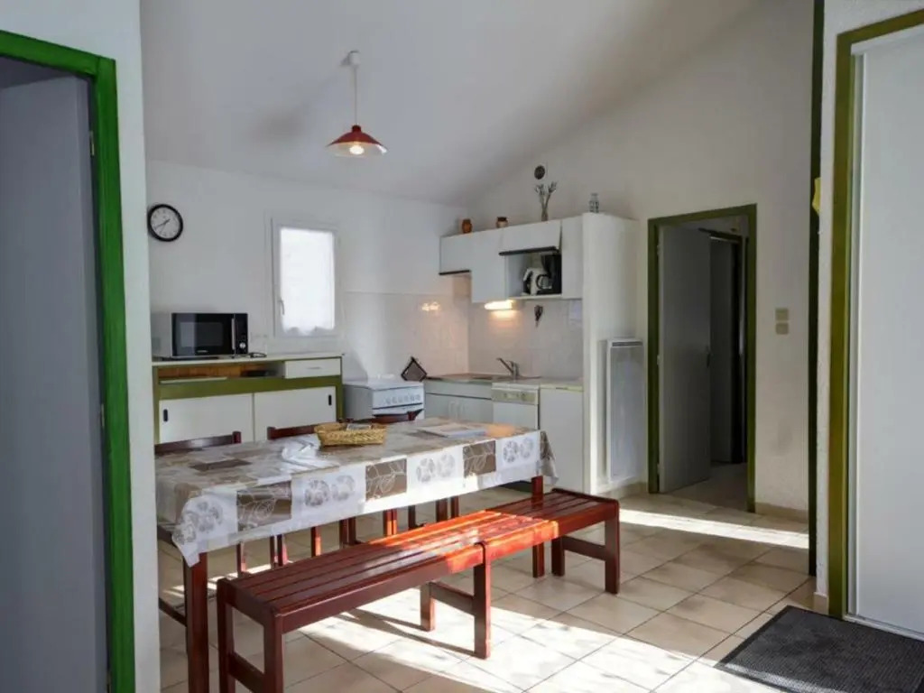 Chalet confortable avec cheminée et jardin, animaux acceptés - FR-1-496-164