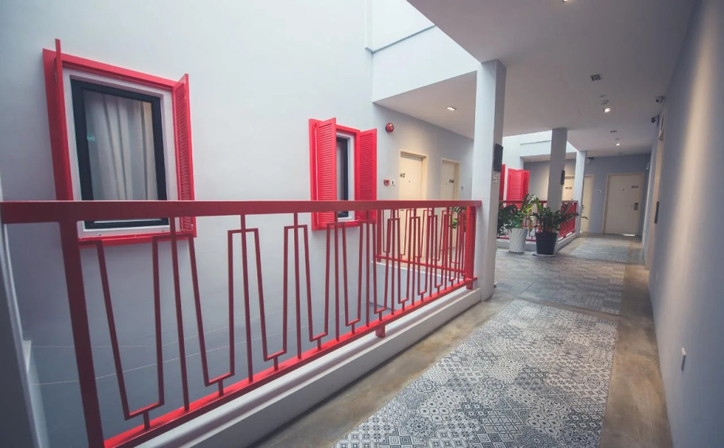 CIQ HOTEL at Jalan Trus
