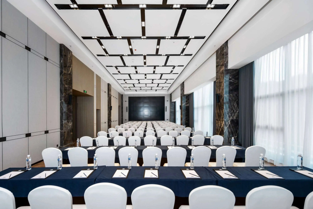 Days Hotel by Wyndham Zunyi Renhuai