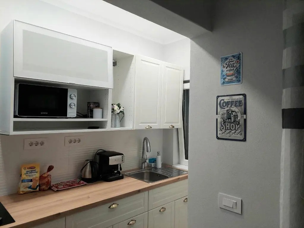 Blue Central House, curte proprie