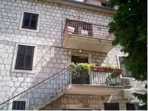 Apartments Anda & Josipa