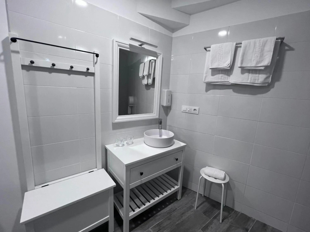 HOSTAL CASA JULIO - Auto Check-in