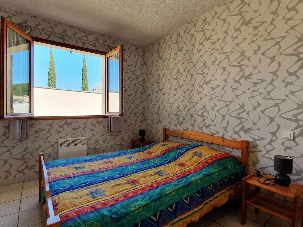 Charming Villa in Saint-Geniès