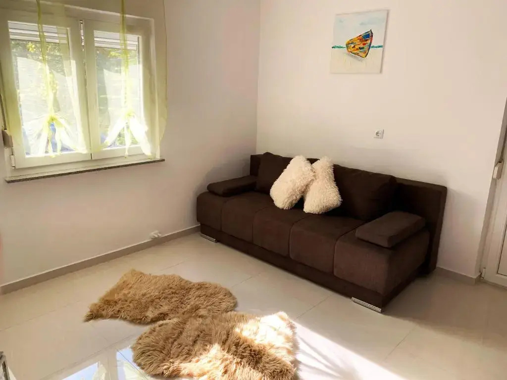NEW Apartment Ema II
