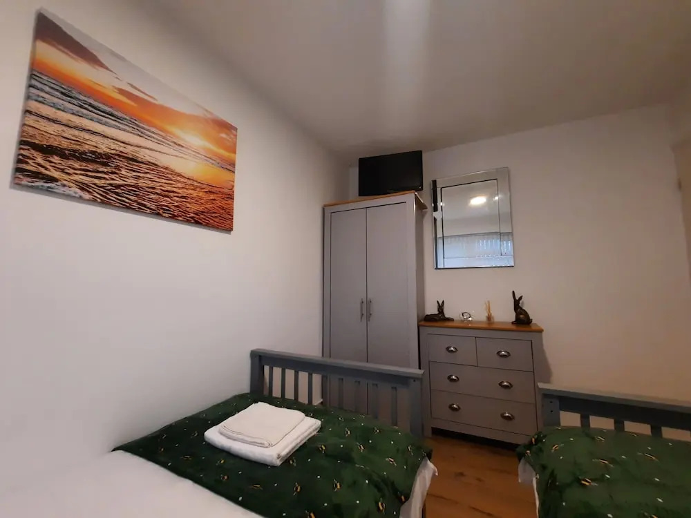 St Margarets 2-Bed Chalet - Sleeps 4 & Pets ok