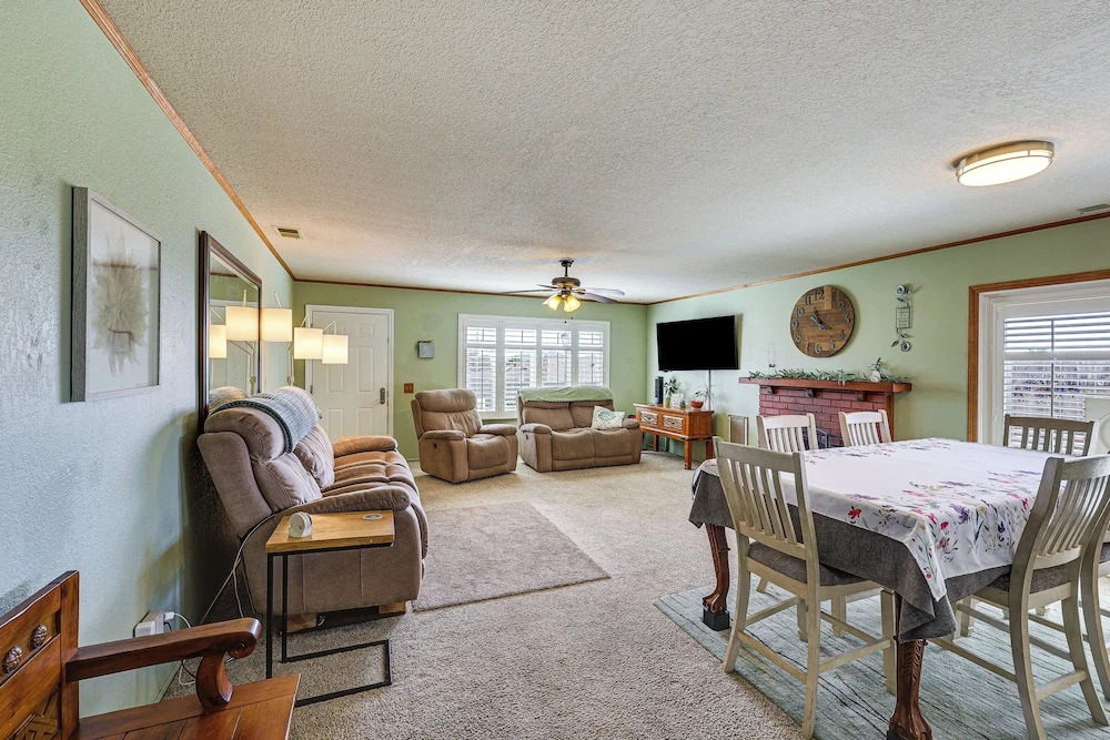 Large Yard & Fire Pit: Peaceful Arroyo Grande Home