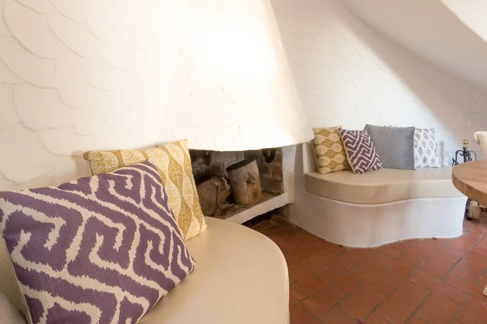 Casa Negret with panoramic Sunset views