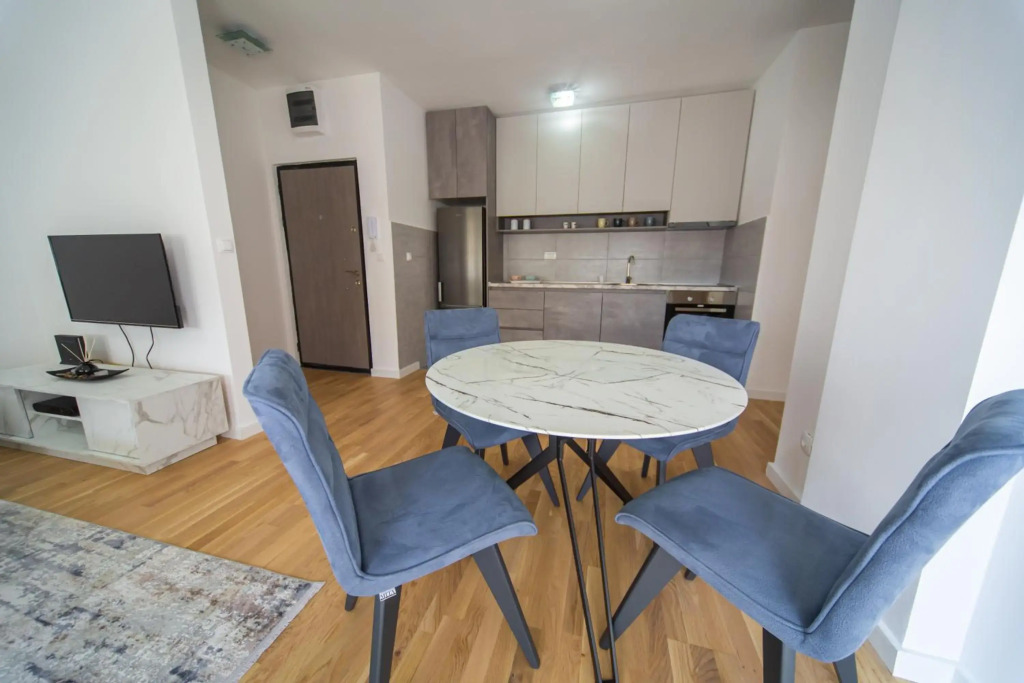 Blue moon apartment