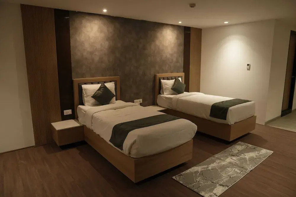 Kriya Grandeur Hotel