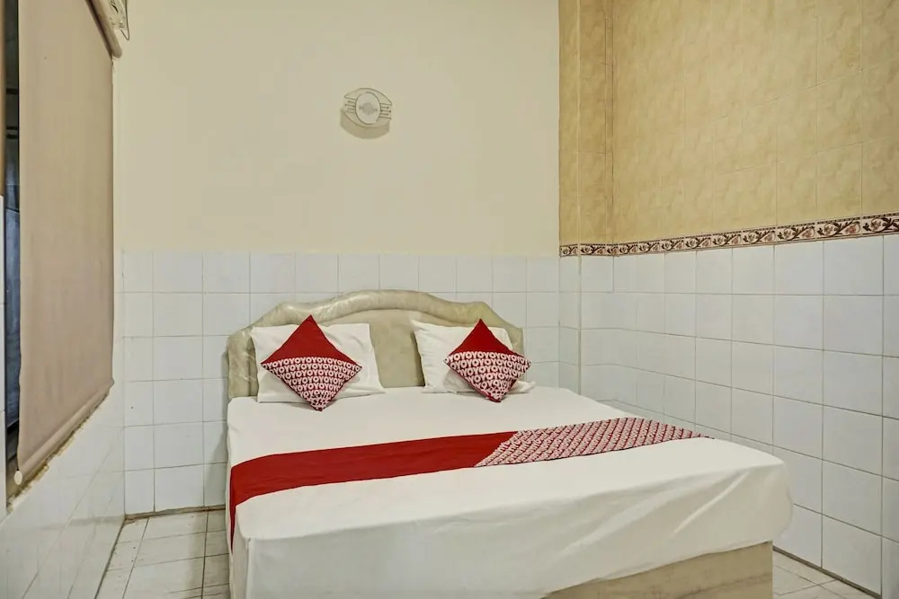 OYO 93105 Hotel Sodikin