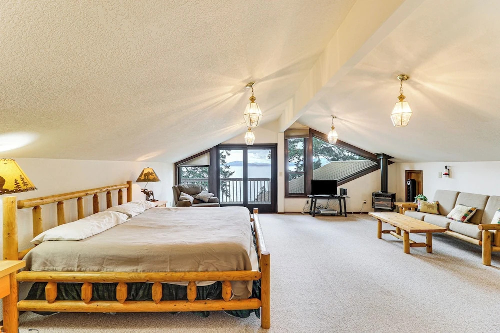 Flathead Lake Views: Scenic & Spacious Retreat!