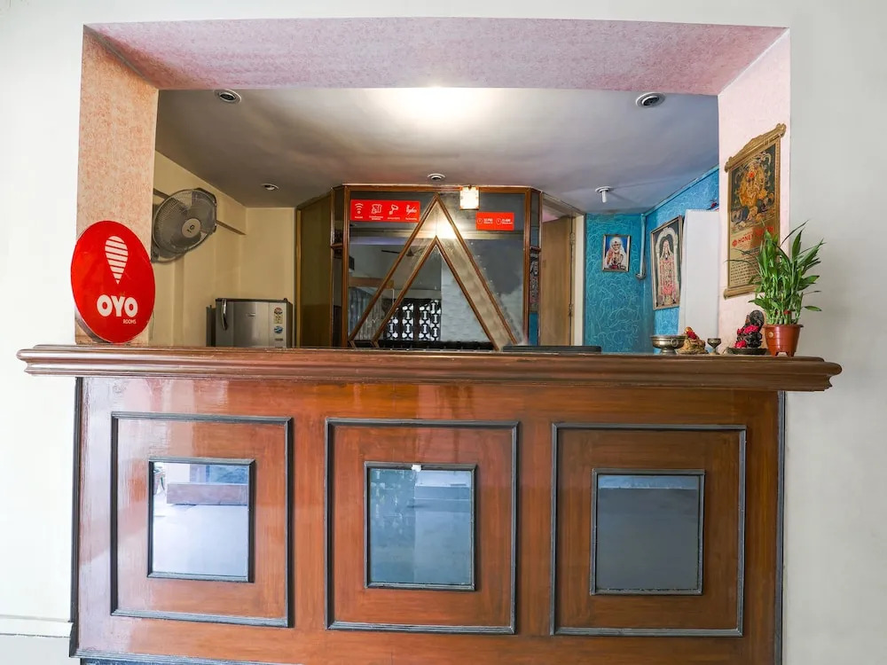 OYO 12237 Luxury Villas