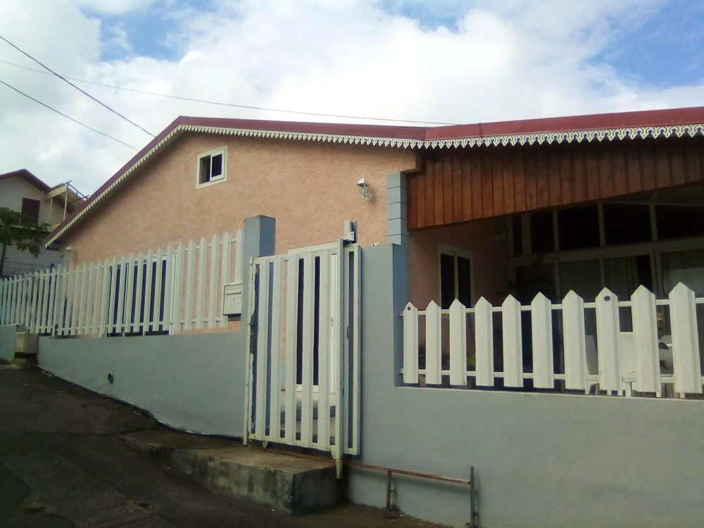 House with 4 Bedrooms in Pont D'Yves, with Wonderful Sea View, Enclosed Garden And Wifi - 26 Km From the Beach