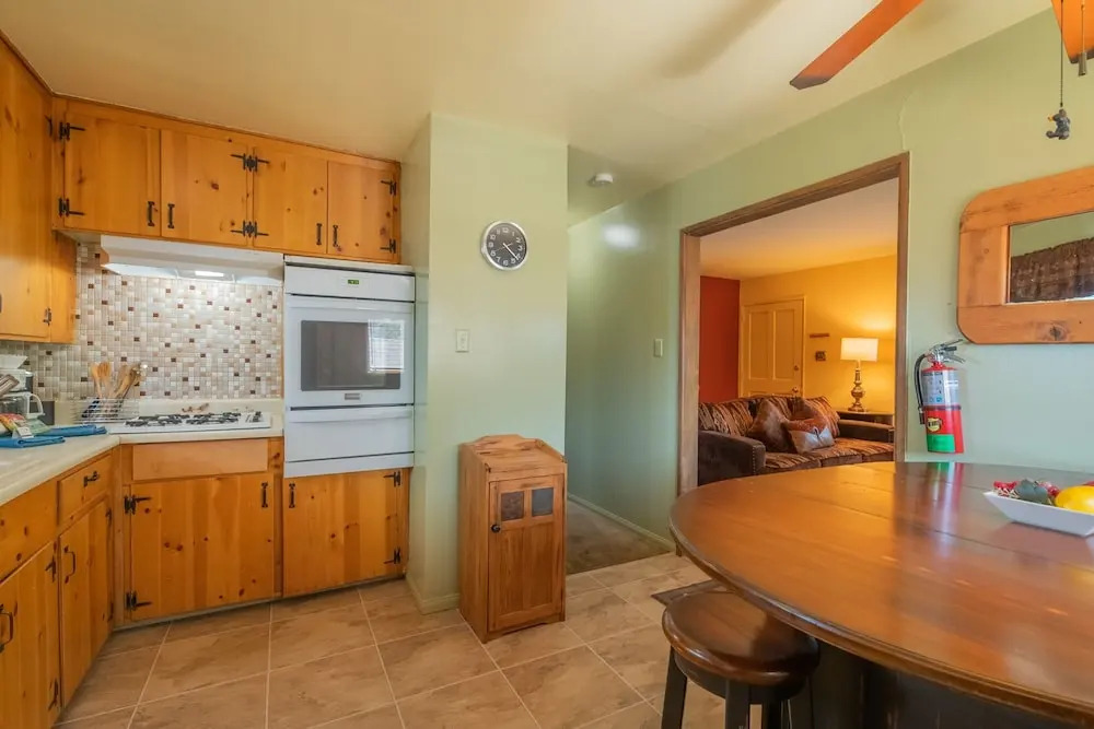 Snow Me Inn - Two Bedroom, one Bath Cabin With a Wood Burning Fireplace! Cozy Deck! 2 Home