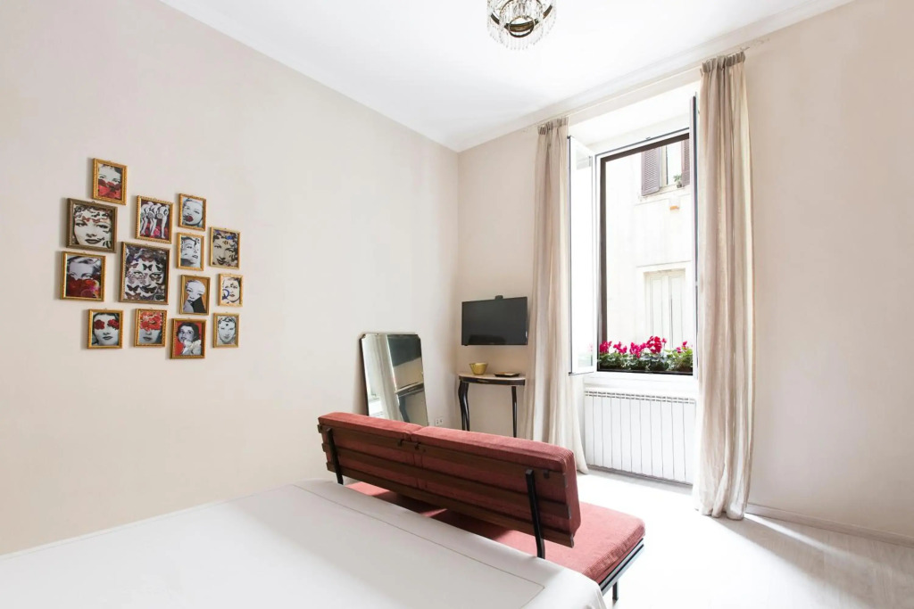 Dandy Suite