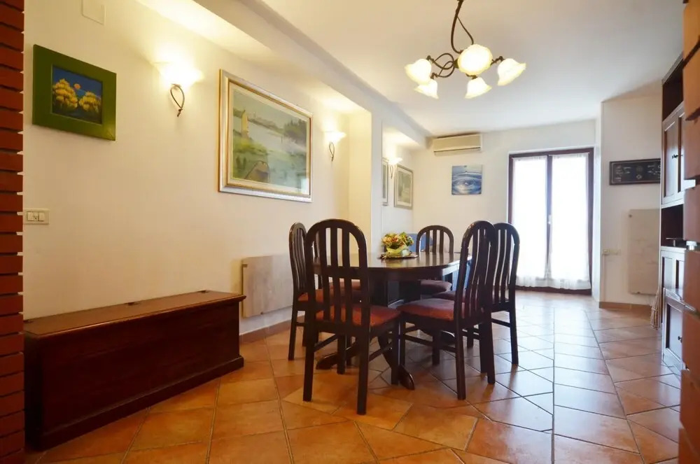 Toro - Two Bedroom Apartment
